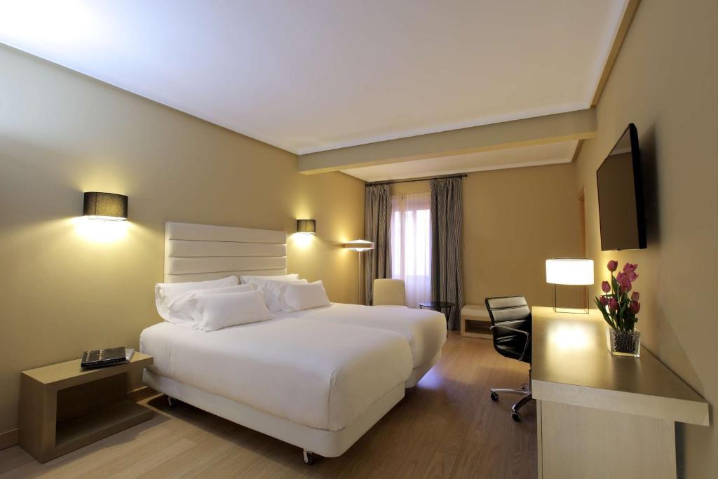 NH Collection Cáceres Palacio de Oquendo - 1