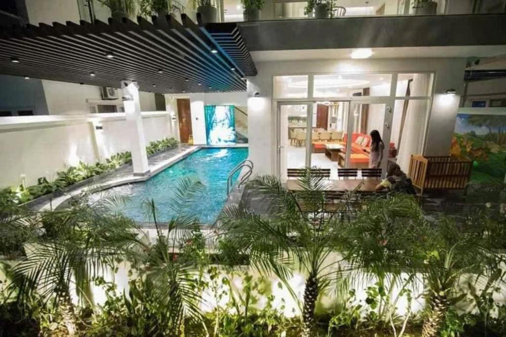 Bazén v ubytování An Phú Villa Sầm Sơn - Venuestay nebo v jeho okolí