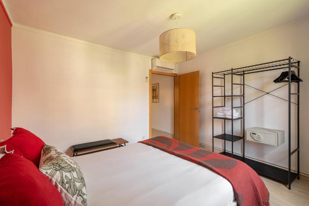 Postel nebo postele na pokoji v ubytování Stay U-nique Apartments Aribau