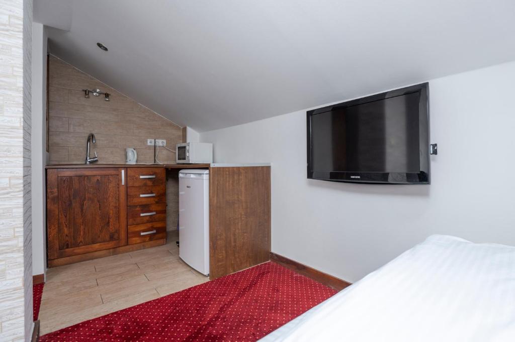 Kuchyň nebo kuchyňský kout v ubytování B&B Konak Sarajevo