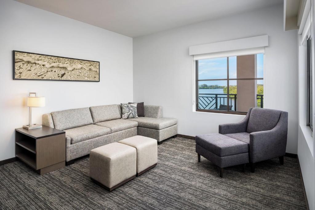 Hyatt House Naples 5th Avenue - 