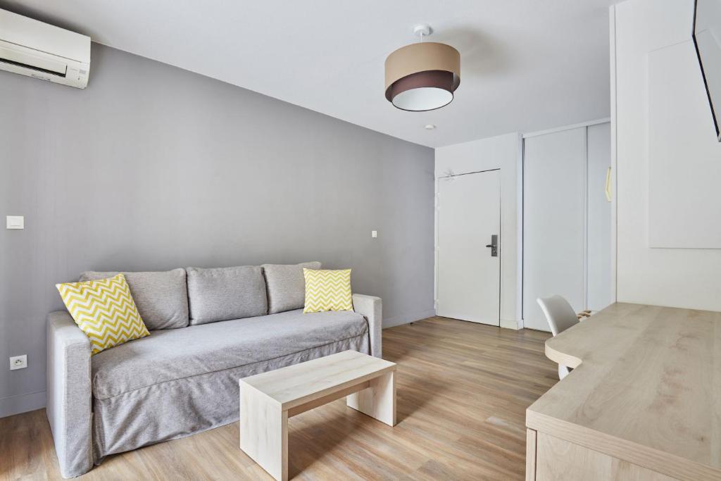 Appart Hotel Odalys City Aix en Provence Le Clos de la Chartreuse - Resim 6