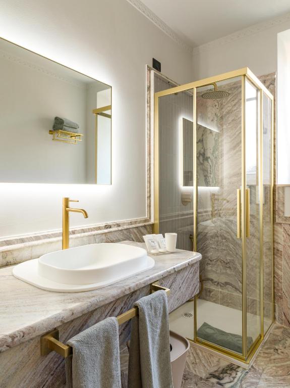 UNA HOTELS One Catania - Resim 45