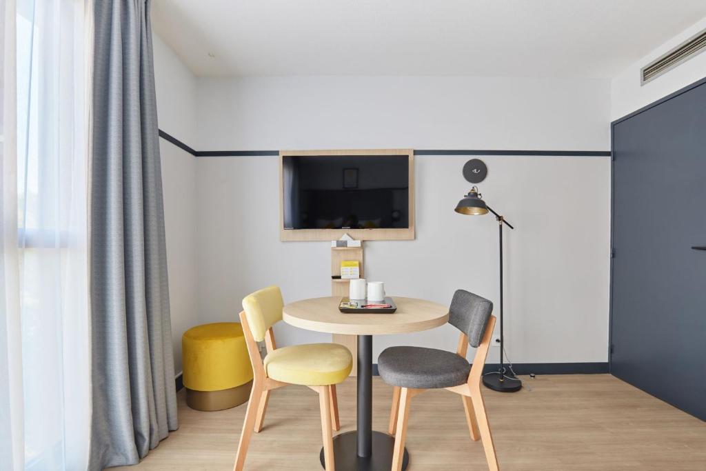 Appart Hotel Odalys City Aix en Provence Les Floridianes - Resim 17