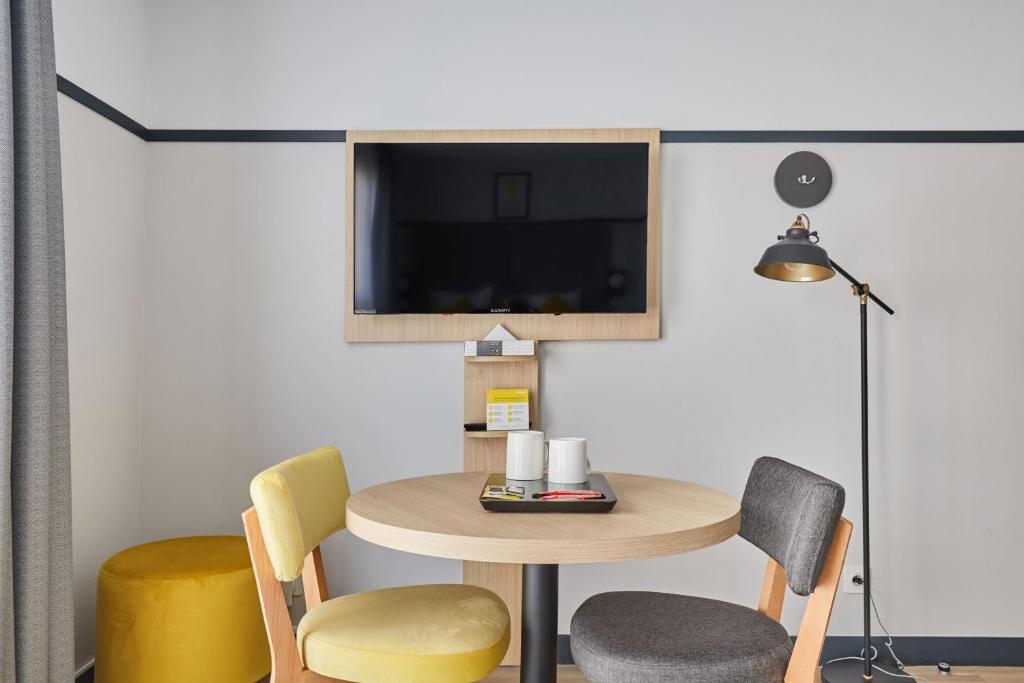 Appart Hotel Odalys City Aix en Provence Les Floridianes - Resim 16