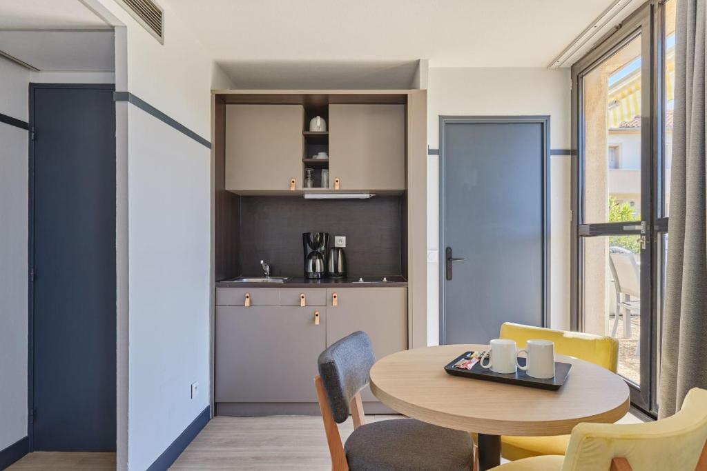 Appart Hotel Odalys City Aix en Provence Les Floridianes - Resim 39