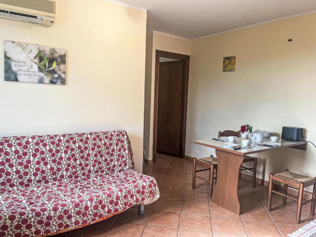 Posedenie v ubytovaní Apartment Giglio - VLO205 by Interhome