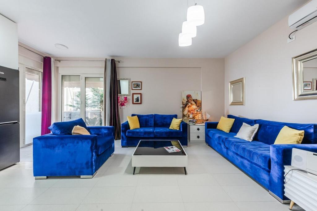 Stylish Apartment by the Beach Free Parking