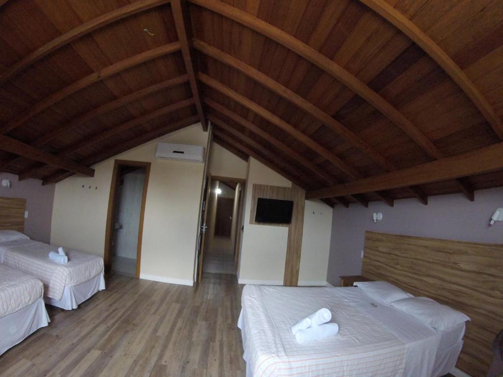  Hotel Hola