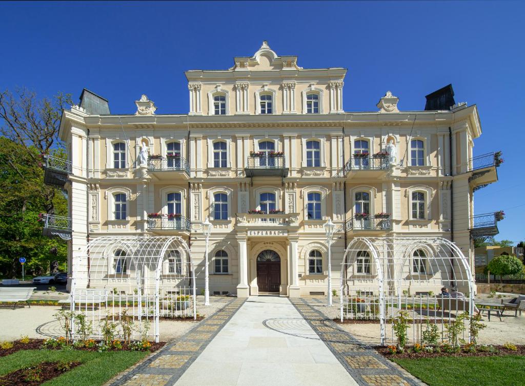 Budova, kde se hotel nachází