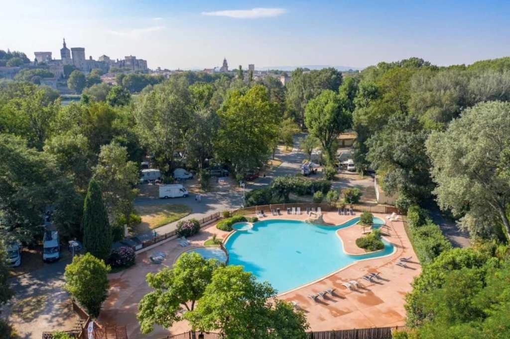 Bazén v ubytování Camping 4 étoiles - Piscine - ef00ai nebo v jeho okolí