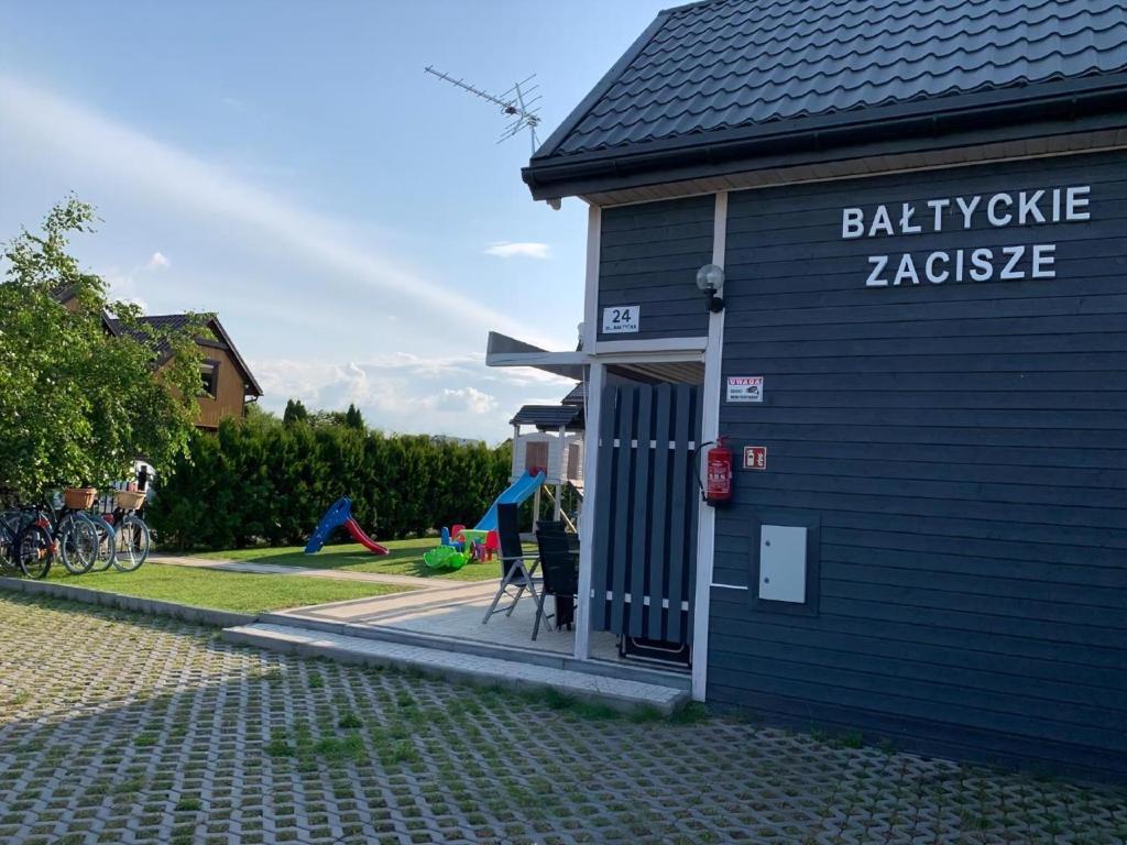 Fotografia z galérie ubytovania Komfortables Ferienhaus An Der Ostseeküste v destinácii Sarbinowo