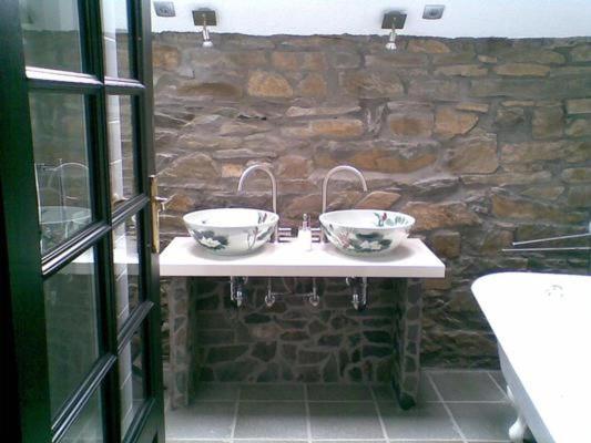 Koupelna v ubytování 105 M2 Große Ferienwohnung In Monschau, Direkt Am Oberlauf Der Rur Liegend Auf Drei Ebenen