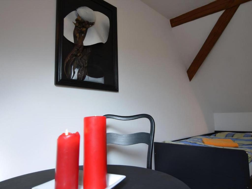 Postel nebo postele na pokoji v ubytování Schönes Ferienhaus Ifür 6 Pers, N Ruhiger Lagei
