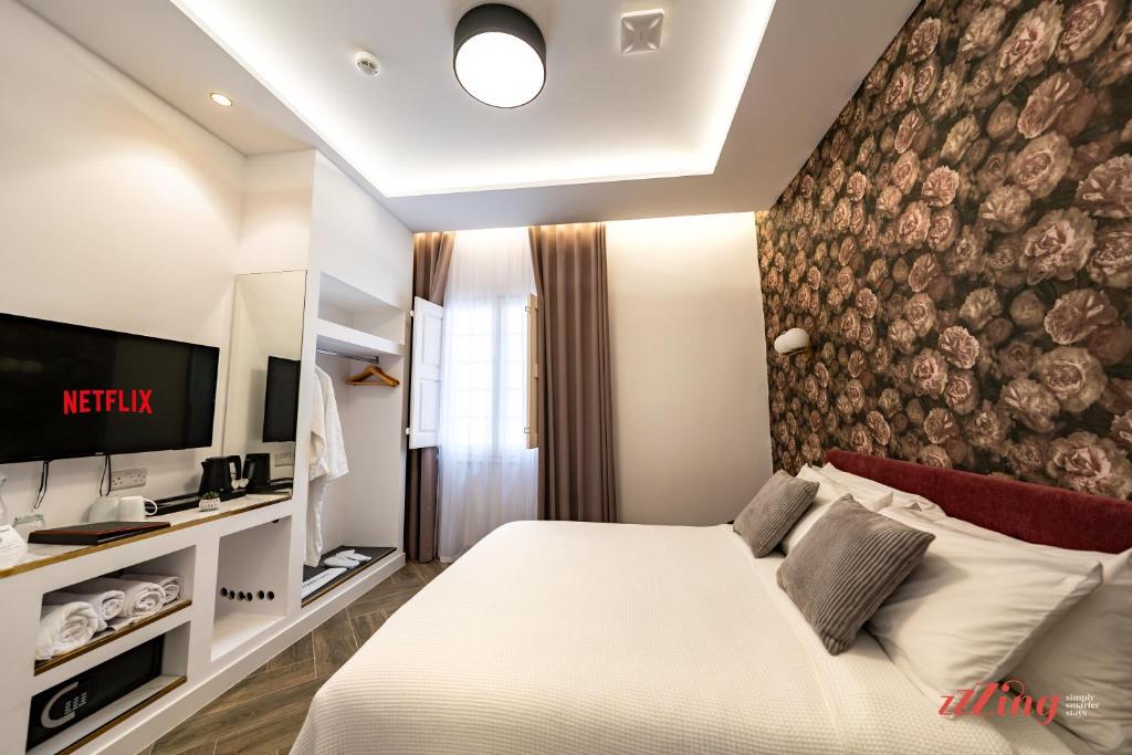 Yolanda Boutique Suites by Zzzing - 1