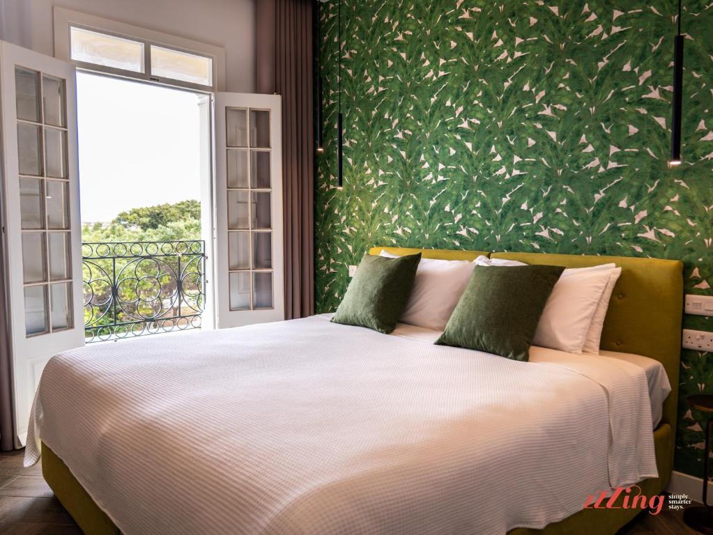 Yolanda Boutique Suites by Zzzing - 16