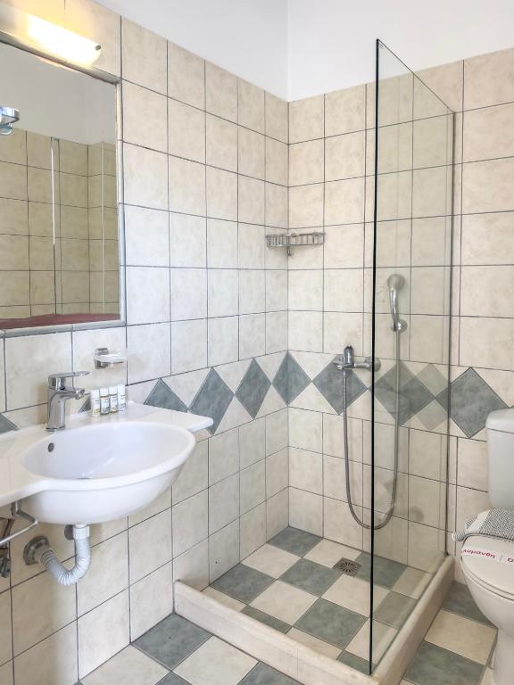 Koupelna v ubytování Eleni Suites Methoni
