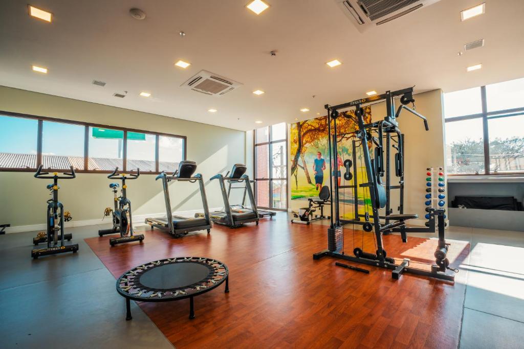 Fitness centrum a/nebo fitness zařízení v ubytování Hotel Laghetto Estação