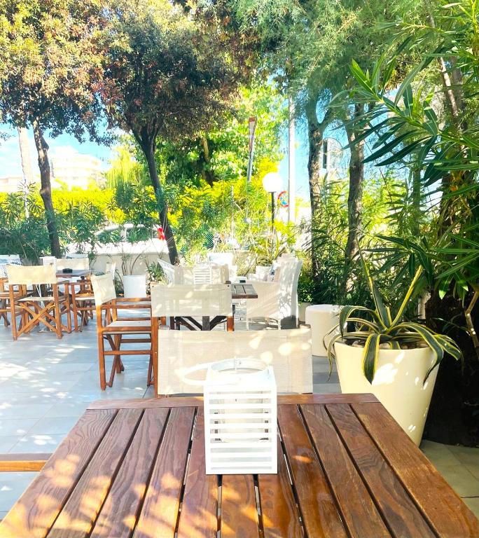 Zahrada ubytování Hotel B&B ViaMare Milano Marittima