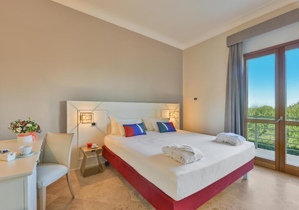 Tombolo Talasso Resort - Classic Double Or Twin Room With Garden View