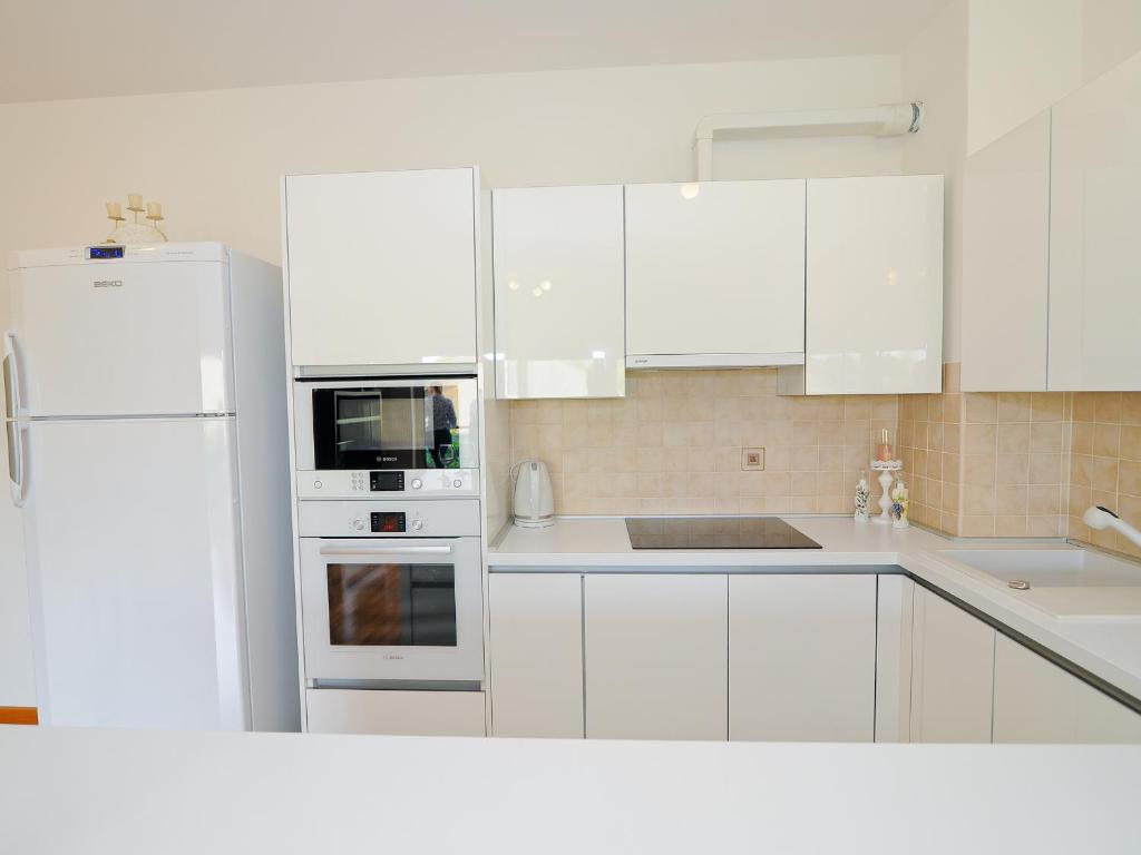 Kuchyňa alebo kuchynka v ubytovaní Lavender Suite Zadar