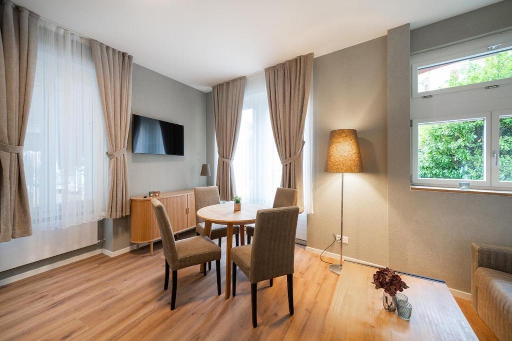 BetweenLakes Apartment ground fl - Resim 5