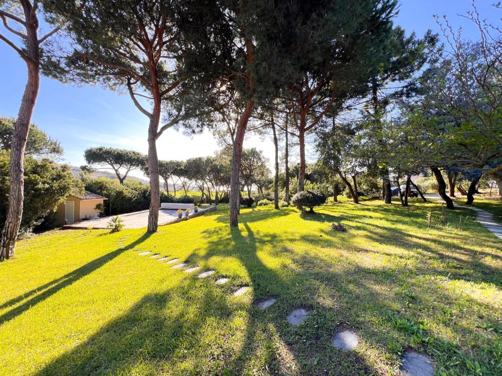 En have udenfor Maison Porticcio centre