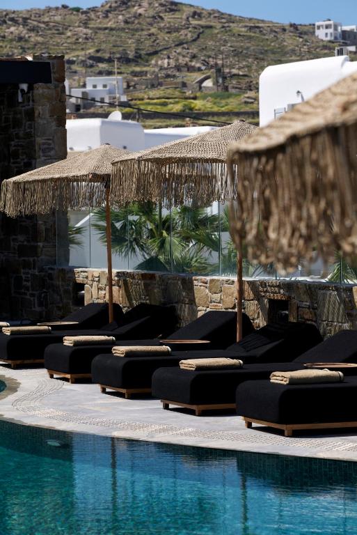 Bazén v ubytování Kalea Mykonos nebo v jeho okolí