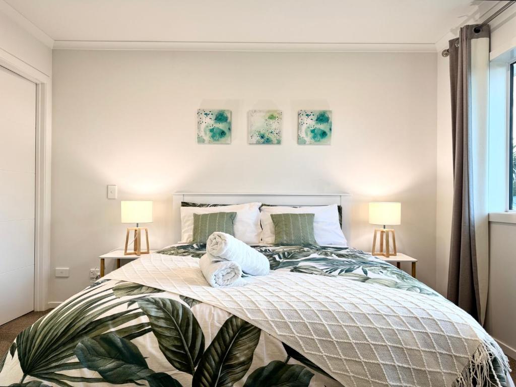 Newly Built 3 BDMs Besides Chartwell Shopping Mall - Resim 39