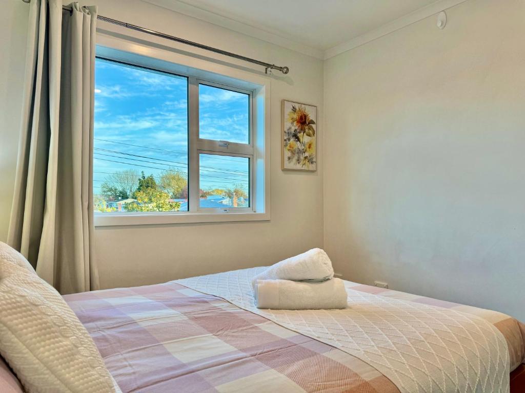 Newly Built 3 BDMs Besides Chartwell Shopping Mall - Resim 17