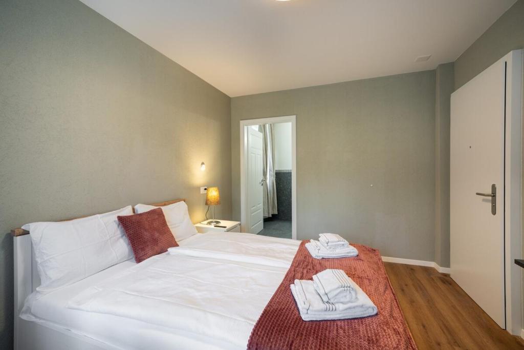 BetweenLakes Studio 1st flr west - Resim 5