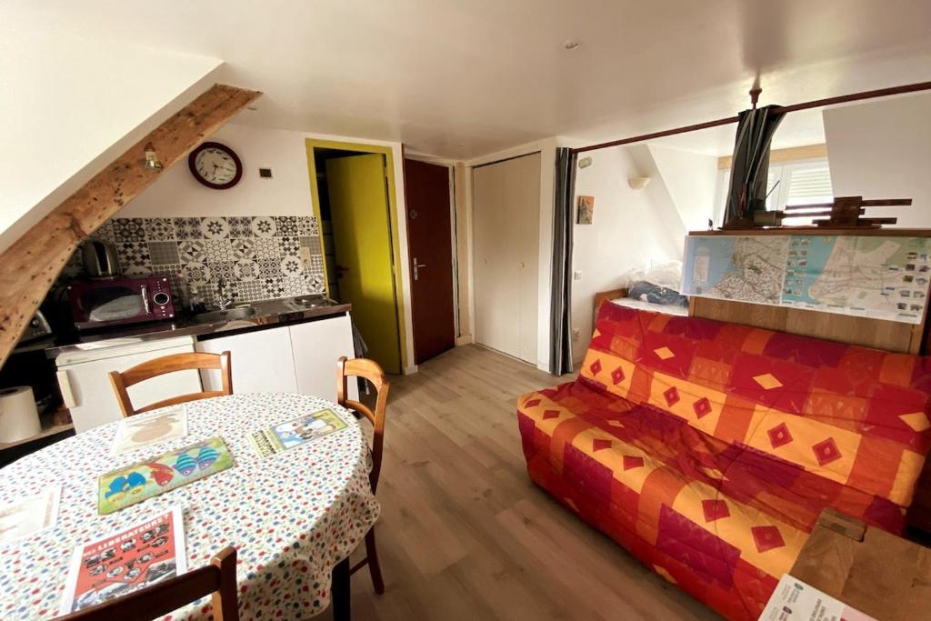 Photo de la galerie de l'établissement Studio centre-ville Tempête 8, à Fort-Mahon-Plage