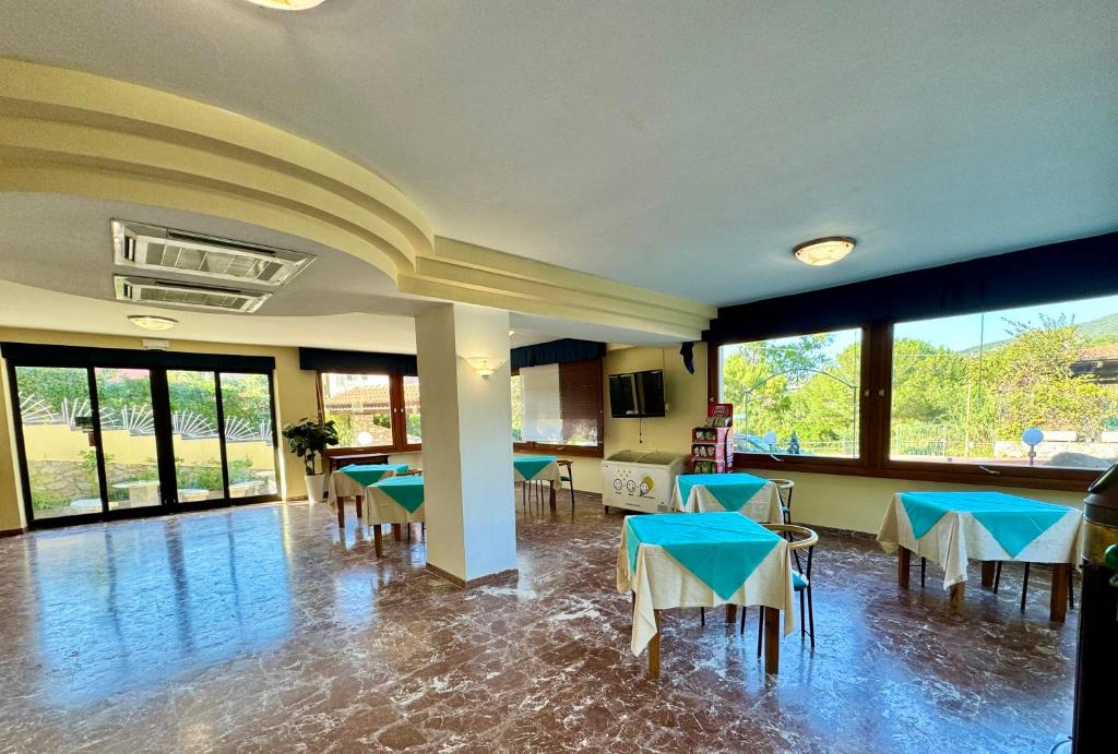 Fotografie z fotogalerie ubytování Hotel Fontalleccio v destinaci Procchio