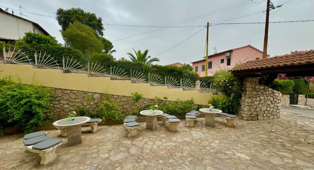 Fotografie z fotogalerie ubytování Hotel Fontalleccio v destinaci Procchio