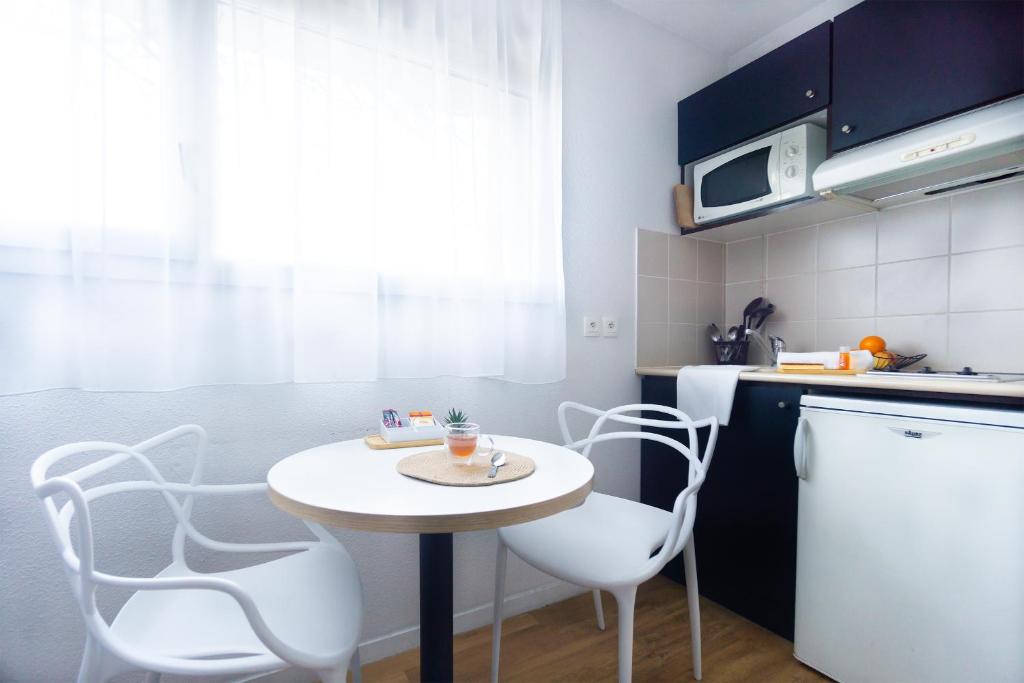 City Résidence Bordeaux Centre - Resim 25