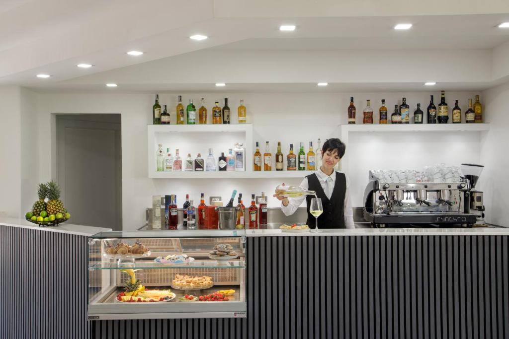 Nápoje v ubytování Simon Hotel Aprilia