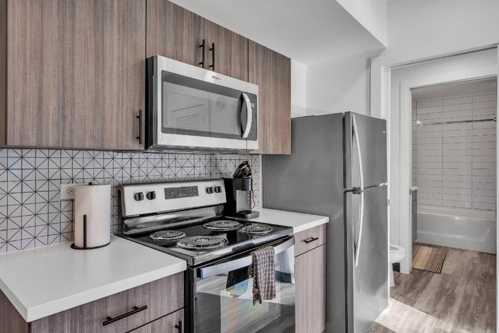 Η κουζίνα ή μικρή κουζίνα στο The Well #205