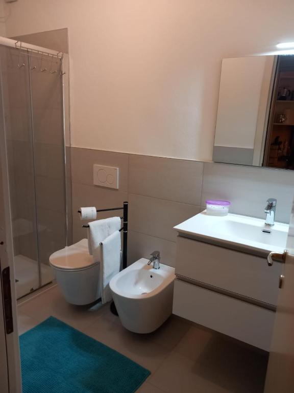Kúpeľňa v ubytovaní Casa Clusane d'Iseo 2 passi dal lago