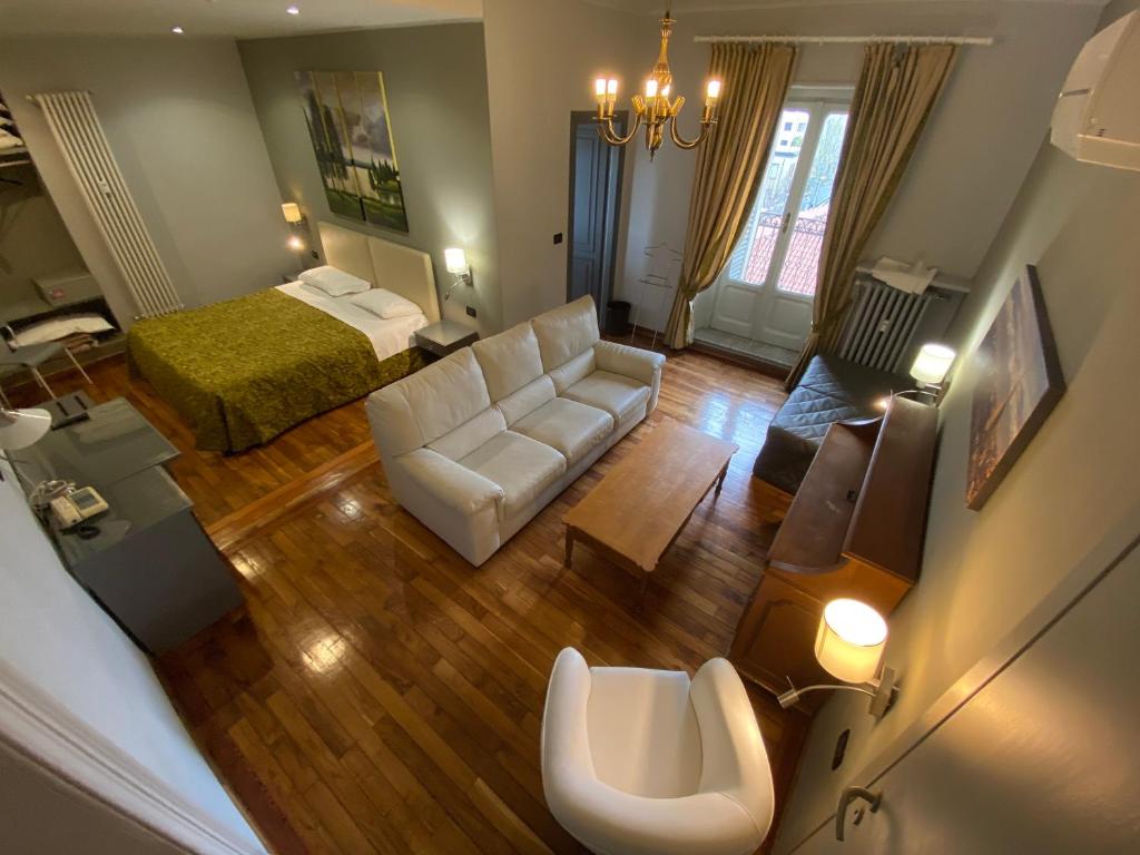 
Junior Suite with Balcony
