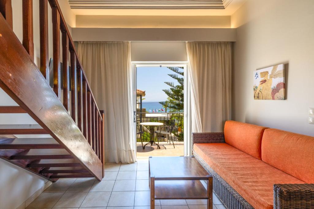 Posezení v ubytování Anassa Hotel