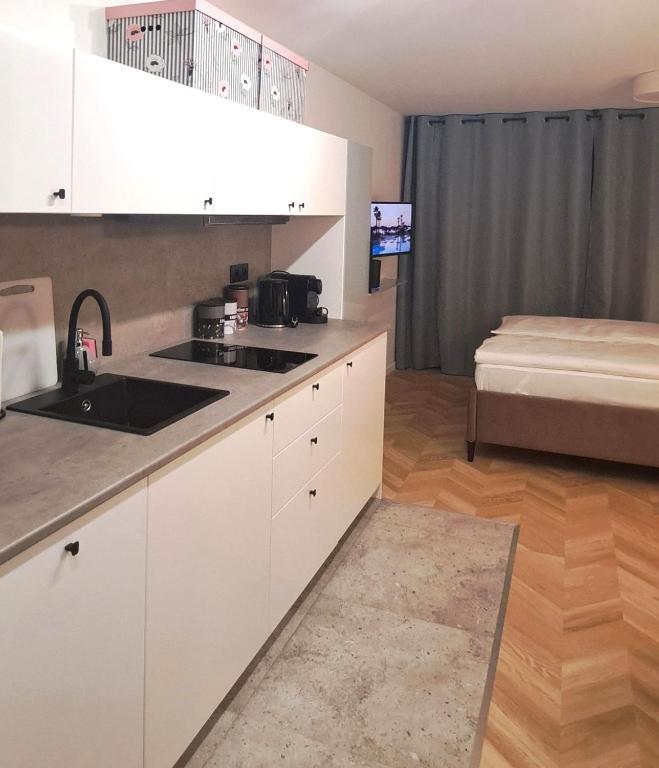 Falcon Apartment Center 4 Metro Świętokrzyska - 16