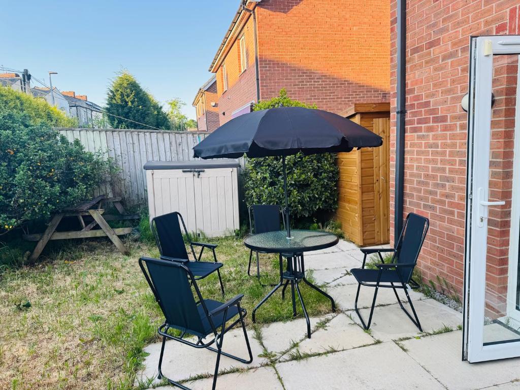 Gallery image of Large 3 bed house near Etihad and Coop Live in Manchester