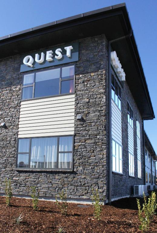 Budova, kde se aparthotel nachází