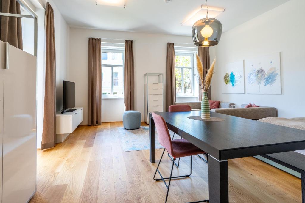 TV a/nebo společenská místnost v ubytování Apfelland Hideaways