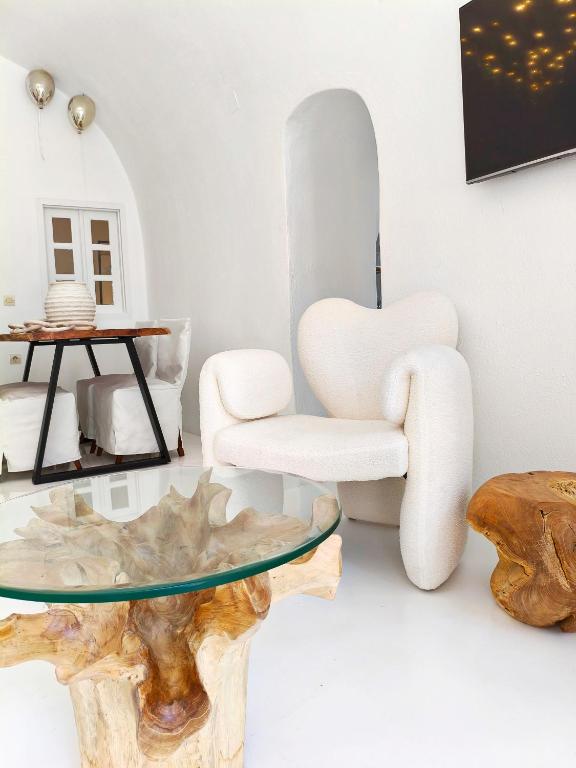 The Magic Luxury Cave Suites - 17