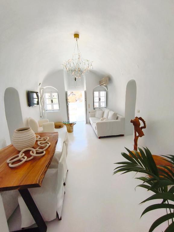 The Magic Luxury Cave Suites的休息区