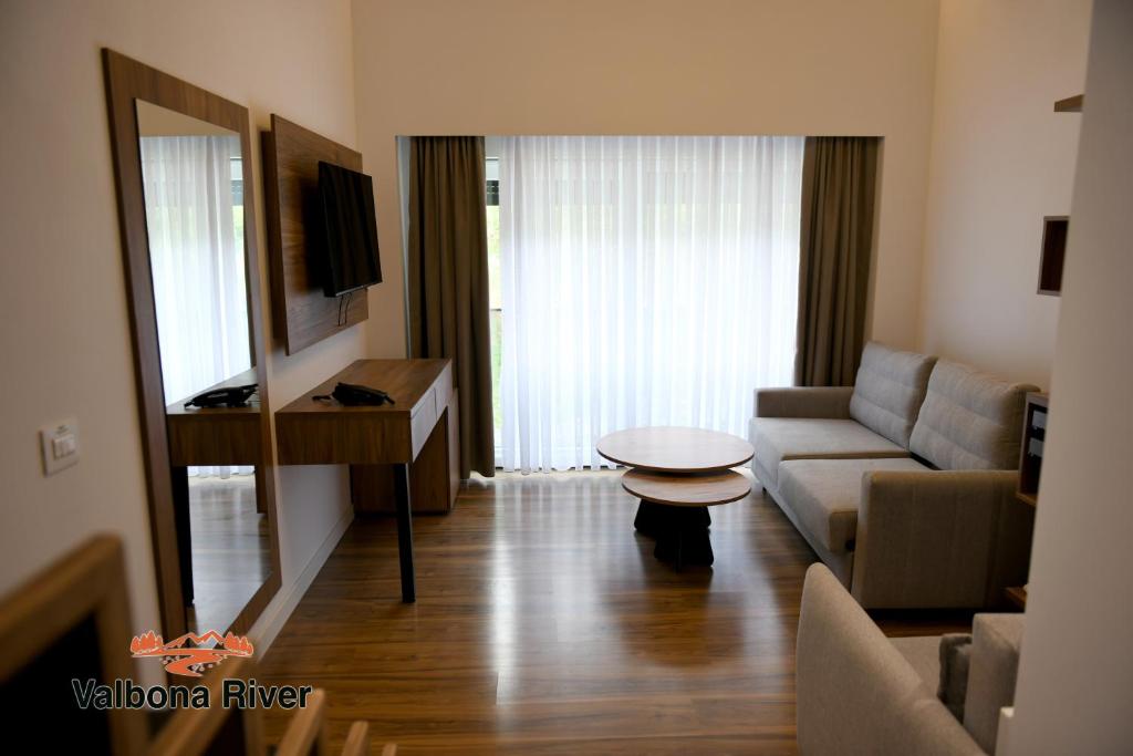 Posezení v ubytování Valbona River Hotel