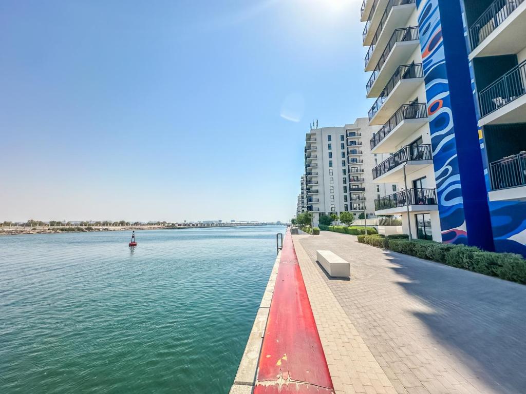 Walk To Mall, Chic Decor 1br! Near Ferrari, F1 - Resim 8