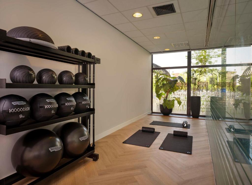 Fitness centrum a/nebo fitness zařízení v ubytování Park Plaza Eindhoven