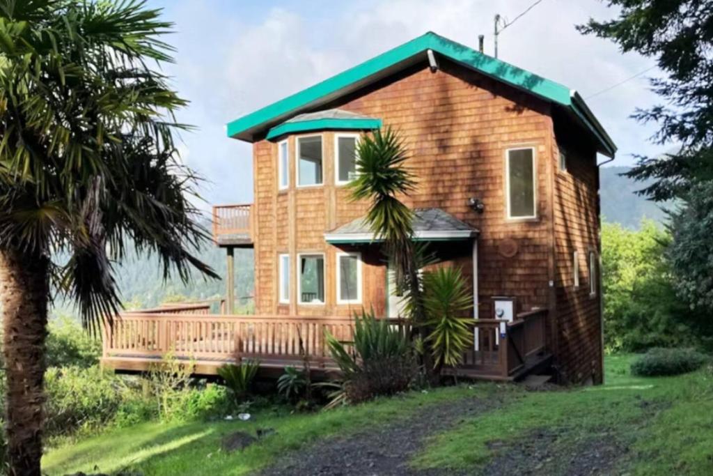 Vườn quanh Stunning Ocean View Getaway- Private and Serene